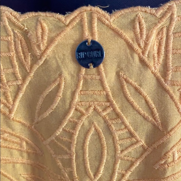 NWOT Rip curl top - Picture 3 of 5